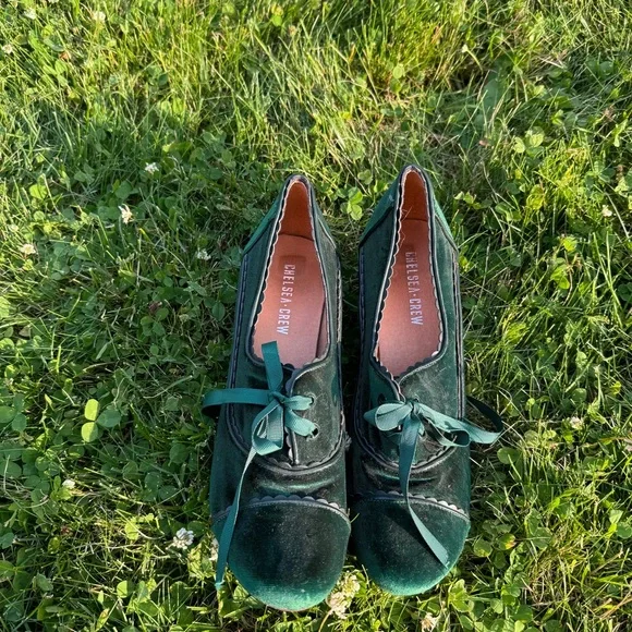 Chelsea Crew Madison Velvet - Picture 8 of 11